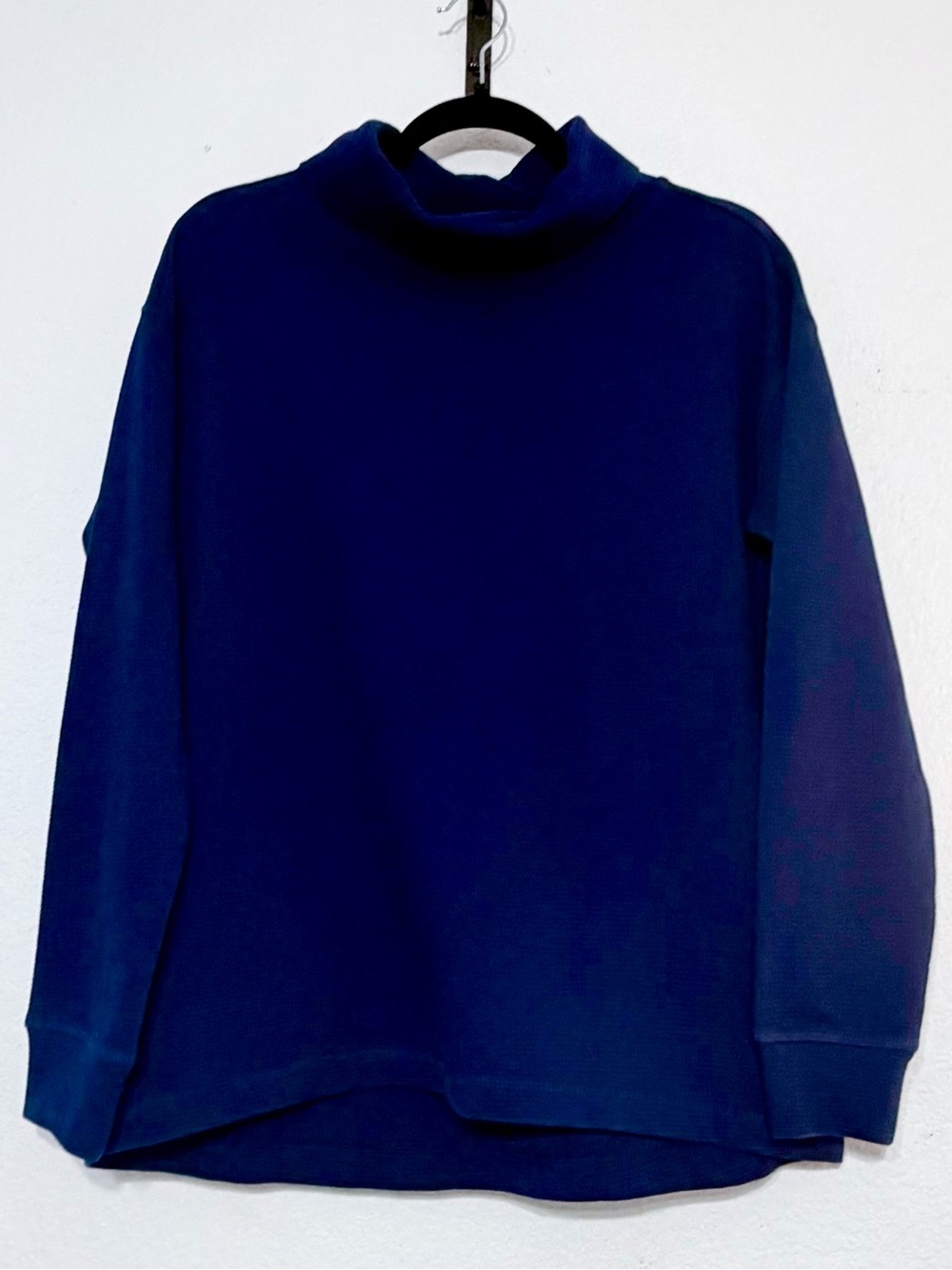 Lands’ End Women’s M Navy Waffle Knit Cowl Neck Tunic Pullover